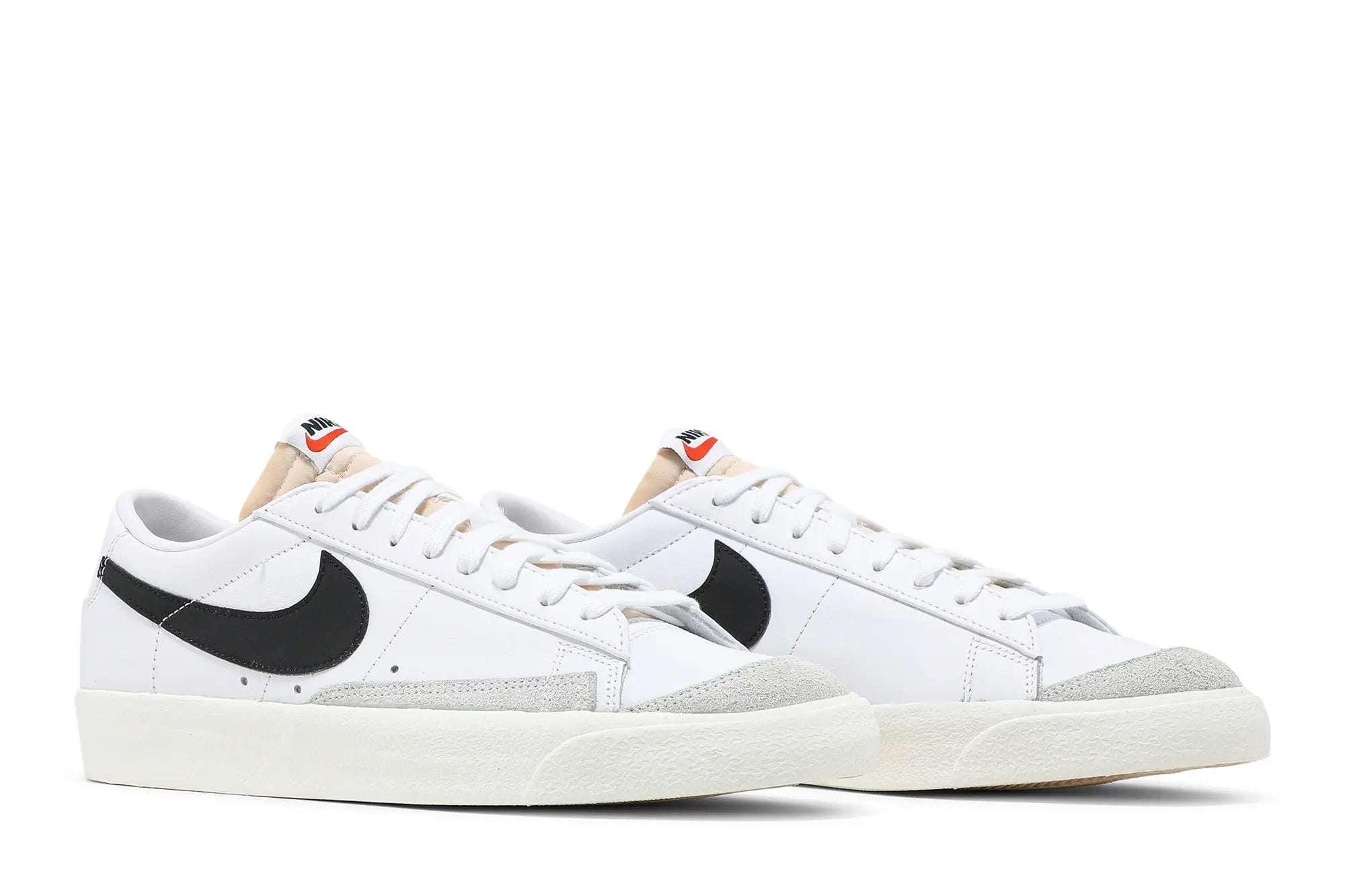 Nike Blazer Low '77 Vintage 'White Black'
